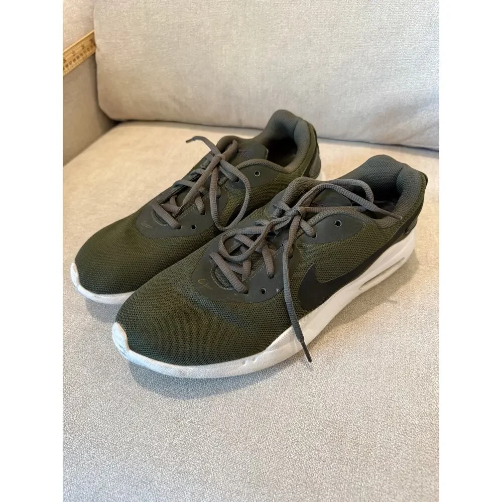 Nike Men's Air‎ Max Oketo Competition Running Shoes Size 10.5 Green